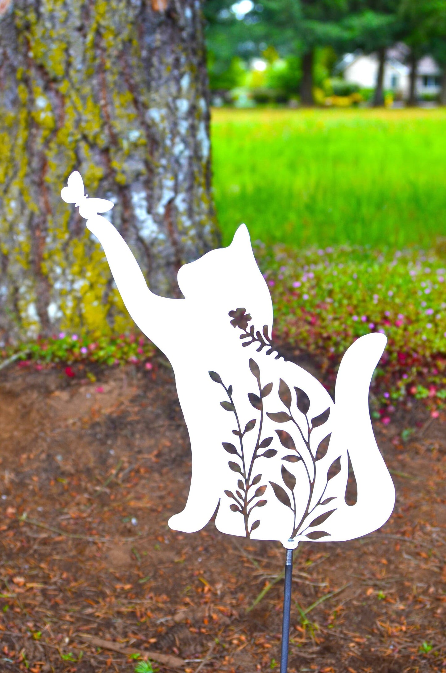 Metal Art Floral Garden Cat with Butterfly Stake Decoration, Garden, Yard Art, Hand Made, Spring Garden Decoration, Outdoor Garden Decor, Stake Attached(12" Stake Detachable)