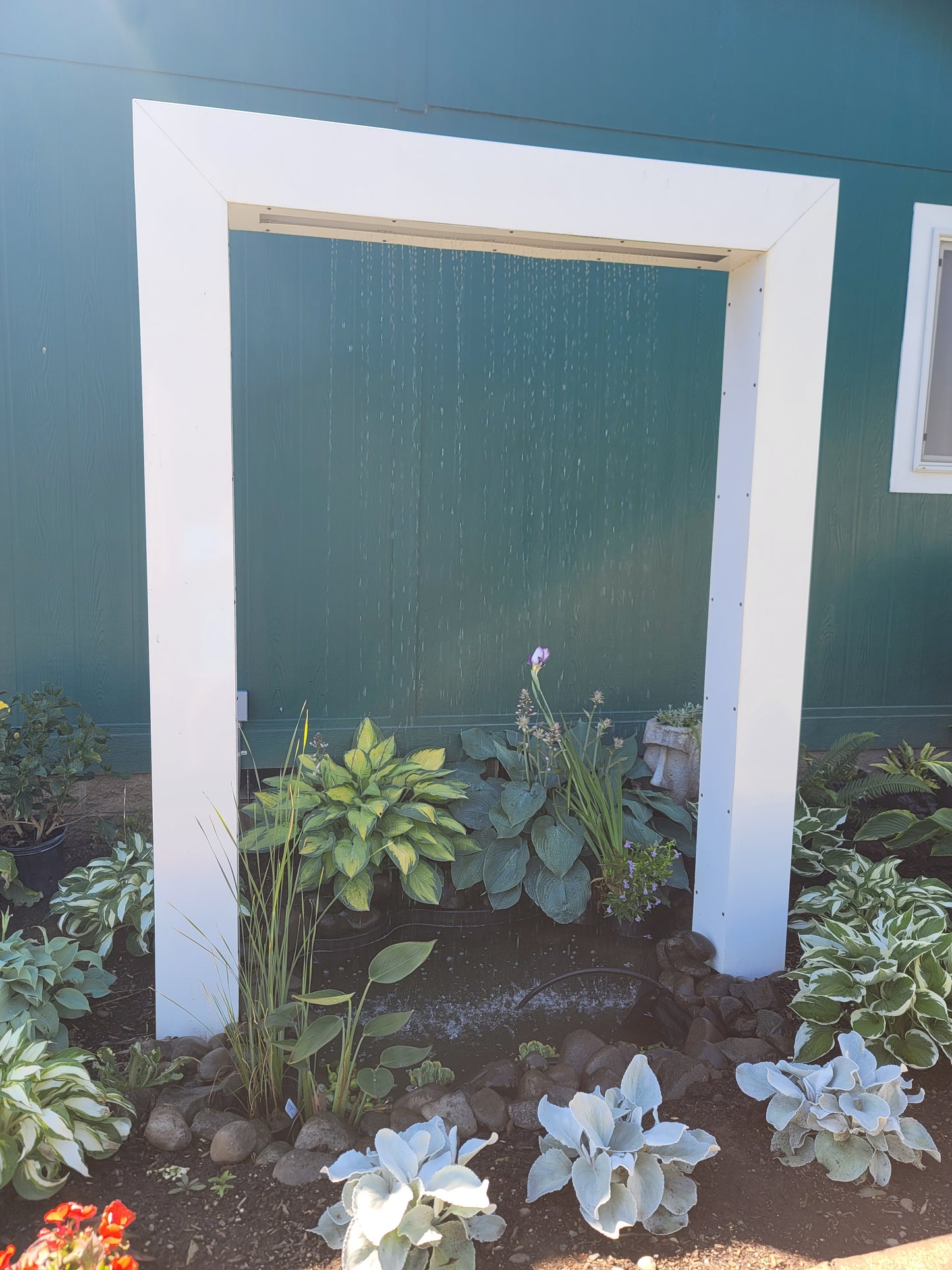 Customizable Rain Curtain Fountain