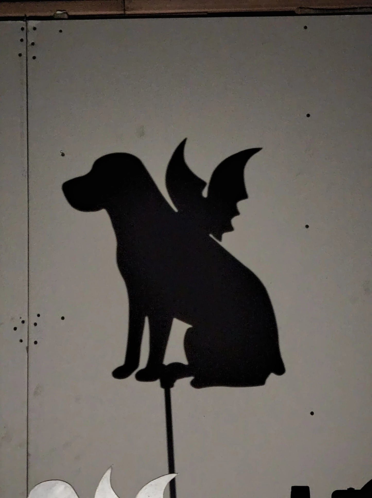 Halloween Vampire Labrador Wall Mount